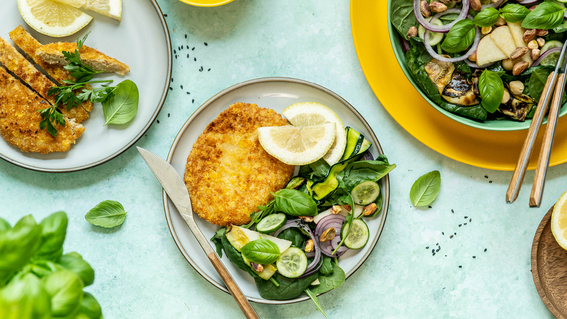 Sommersalat mit veganem Schnitzel | endori