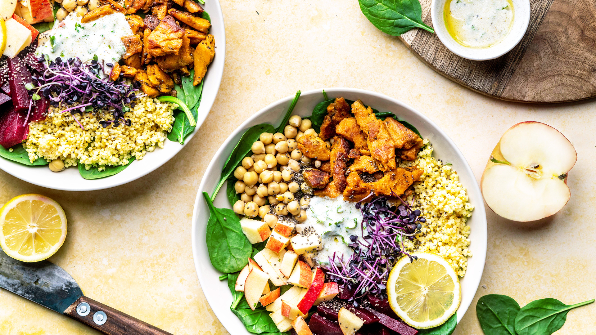 Superfood Salad mit endori veggie pulled thymian knoblauch Superfood Salad mit endori veggie pulled thymian knoblauch