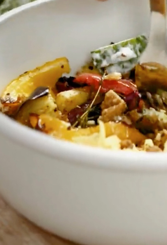 Salat Bowl mit veganem Chicken Kebab Salat Bowl mit veganem Chicken Kebab